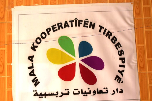 Kooperatîf lingê sereke yê aboriya civakê ye