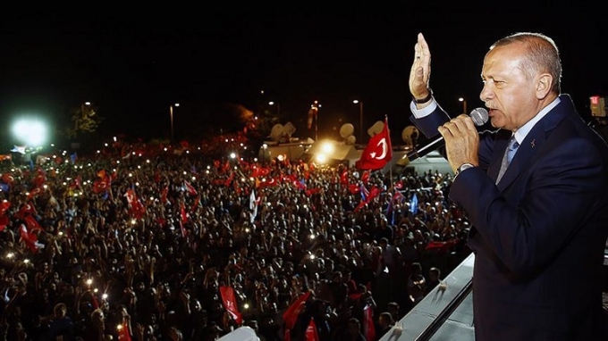 Êdî gel ji Erdogan natirsin