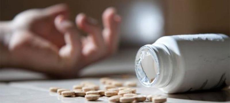 180 kesan xwe kuştin û hatin kuştin