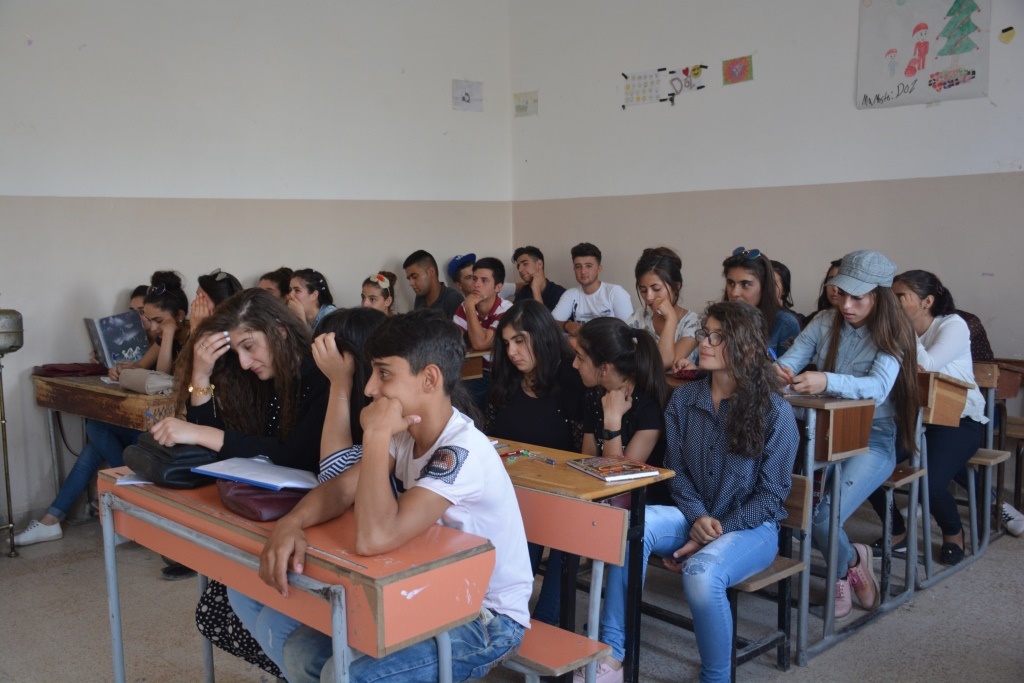 Li Kobanê dewreya perwerdê hat vekirin