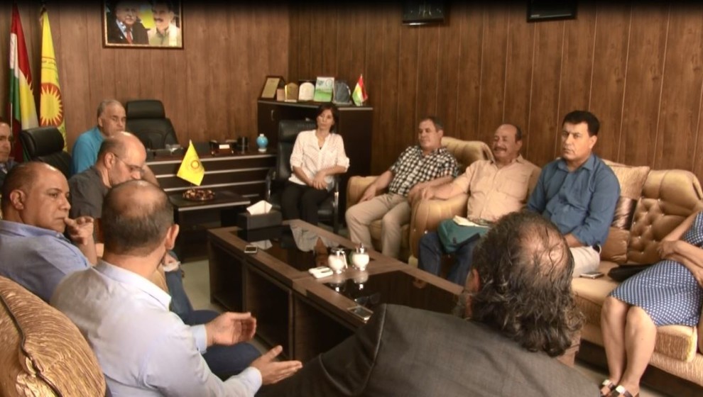 Şandeya rewşenbîrên  Misrê hat  Rojava