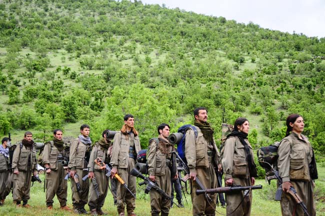 14 leşkerên Tirk hatin kuştin