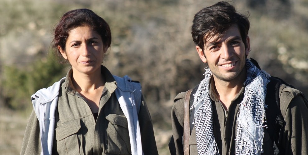 Xelatên pêşbirka Wêjeyê ya Şehîd Denîz Firat hatin dayîn