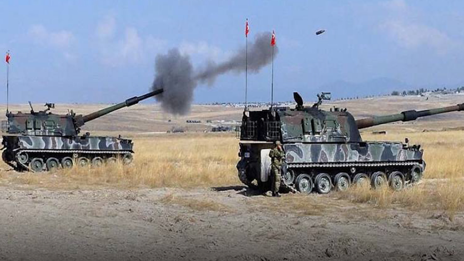 Artêşa Tirk gundewarên Helebê topbaran kirin