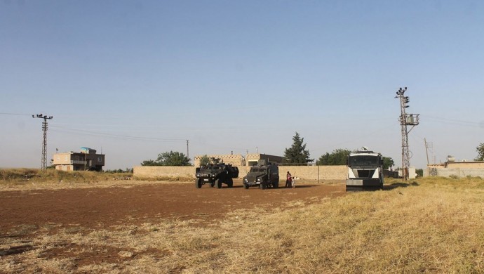 Esker mewlûda kurdî di nivî de birî: Yan bi Tirkî yan jî bi Erebî bixwîne