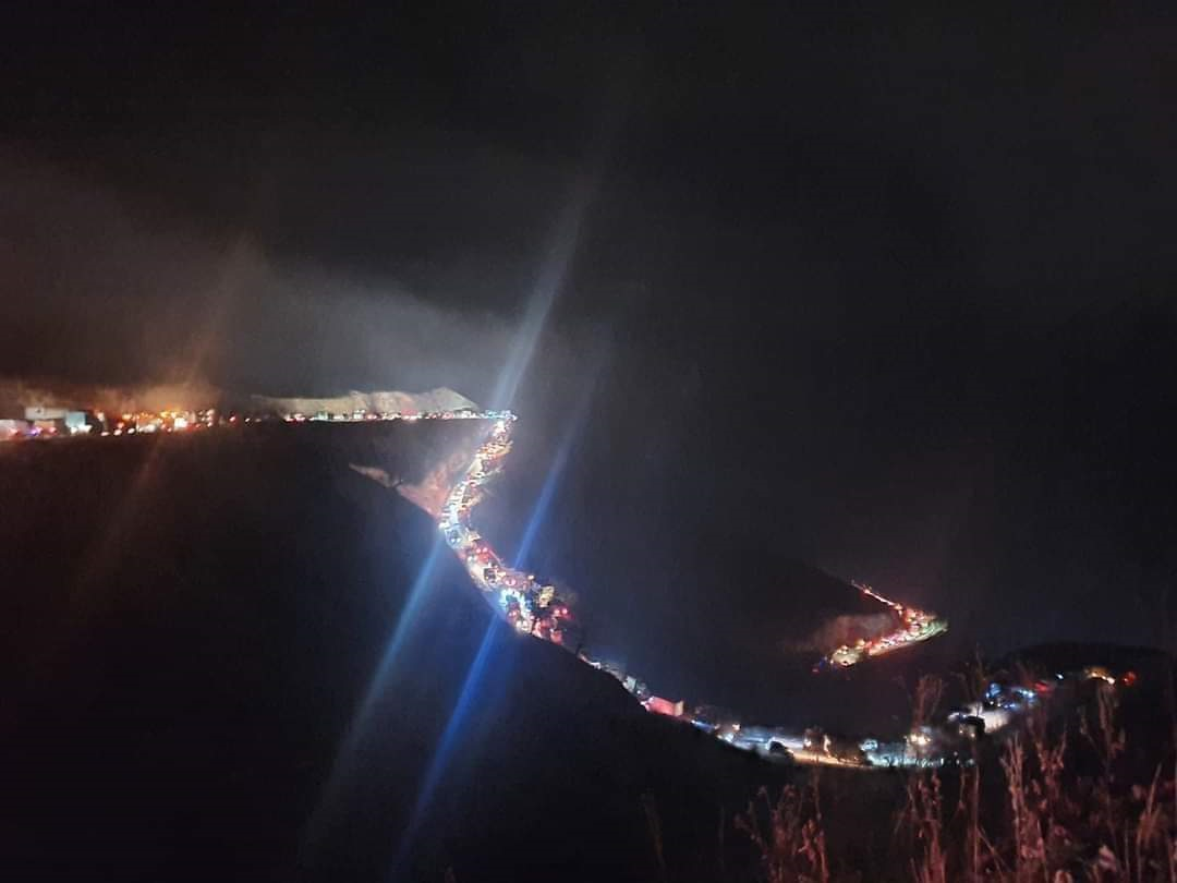 Ermenên Qerebaxê malên xwe dişewitînin û dibêjin em ji Tirkan re nahêlin
