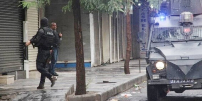 Dewleta dagîrker li Amedê 66 kes girtin