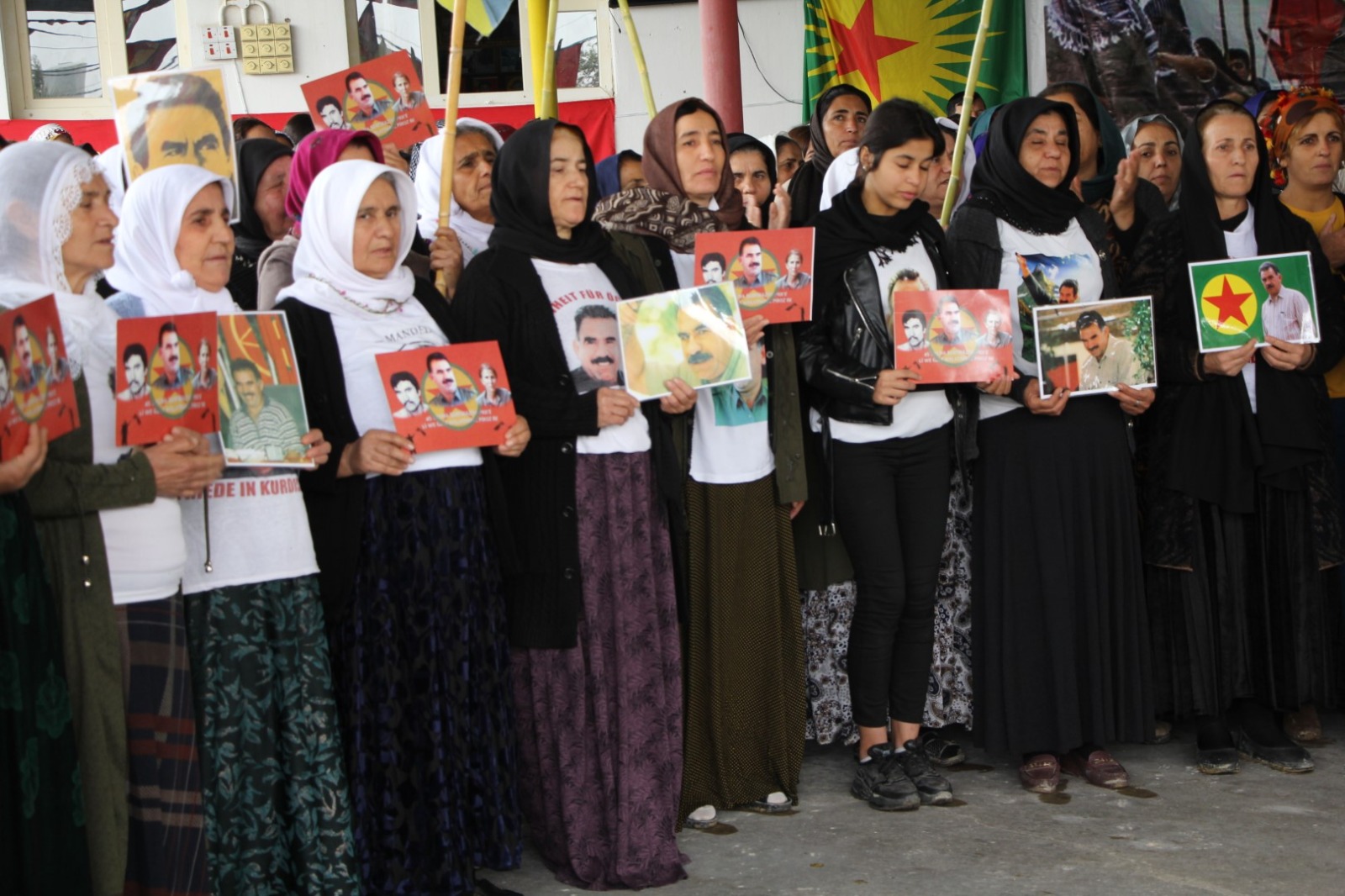 ’Hêzên komploger bi serneketin û bi ser nakevin jî’