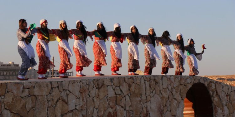 Armanca Hîlala Zêrîn parastina çand û hunera kurdî ye