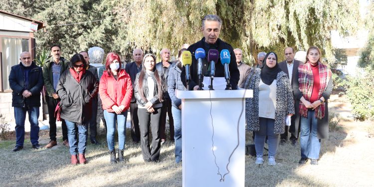 Rewşenbîr û nivîskarên herêmê bangî yekrêziya kurdî kirin