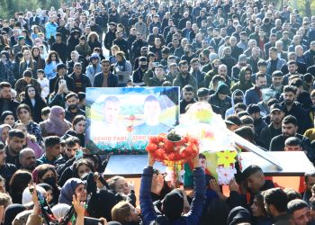 Cenazeyê Şehîd Ebdulezîz li Qamişlo hat oxirkirin