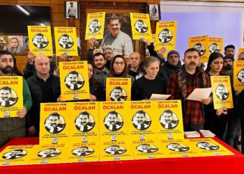 Rêber Apo sembola azadiya gelê kurd e
