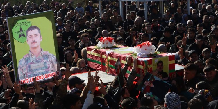 2 cangoriyên azadiyê li bajarê Qamişlo hatin oxirkirin