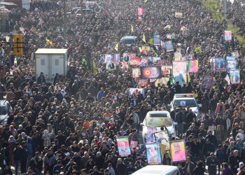 Li Qamişlo bi mersîmeke girseyî 7 cangoriyên azadiyê hatin oxirikirin
