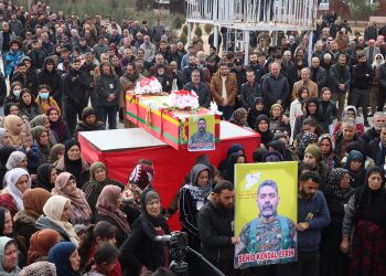Bi merasîmekê 3 Şehîdên doza azadiyê hatin oxirkirin