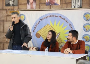 Li hember pêvajoyê rola rewşenbîr, rojnamevan û tevgerên siyasî