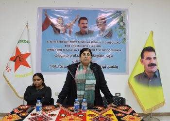 Ji bo piştgiriya hêzên YPJ’ê Jinên Ciwan civînek li dar xistin
