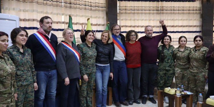 Şandeyekî Ewropî serlidana Rojavayê Kurdistanê kirin
