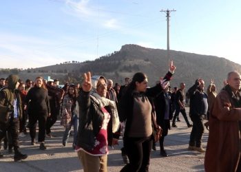 QSD’ê bi gurzê Rustemê Zal li Tişrînê şerekî efsûnî dike