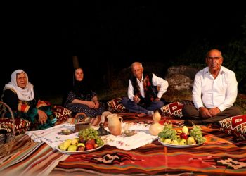 Şopên jiyana komînal a civaka Kurd: Şevbêrk