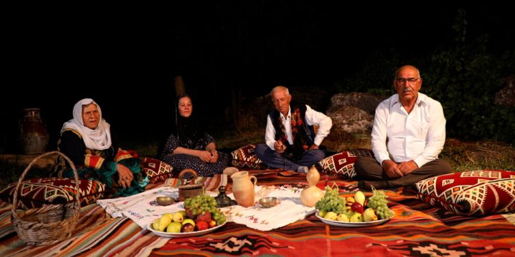 Şopên jiyana komînal a civaka Kurd: Şevbêrk
