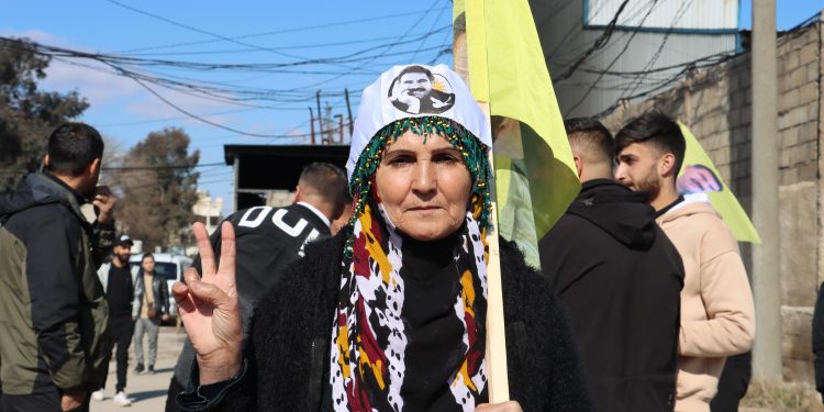 `Şoreşa Rojava bi fikir û felsefeya Rêber Apo bi ser dikeve`