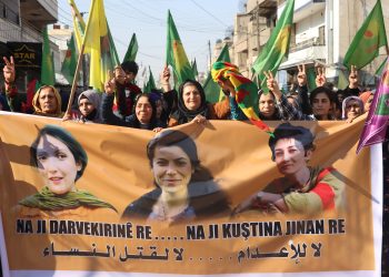 ‘Wê Şoreşa Rojava muhra xwe li siberoja Sûriyê bide’