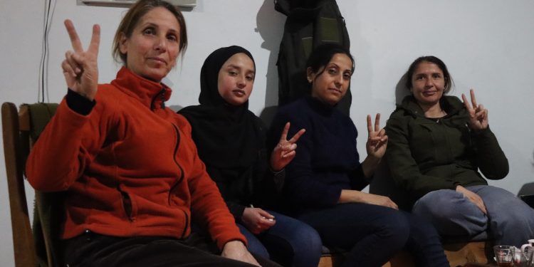 Berxwedana jinê li bendava tişrînê bersiva xort li dijî dijmin e
