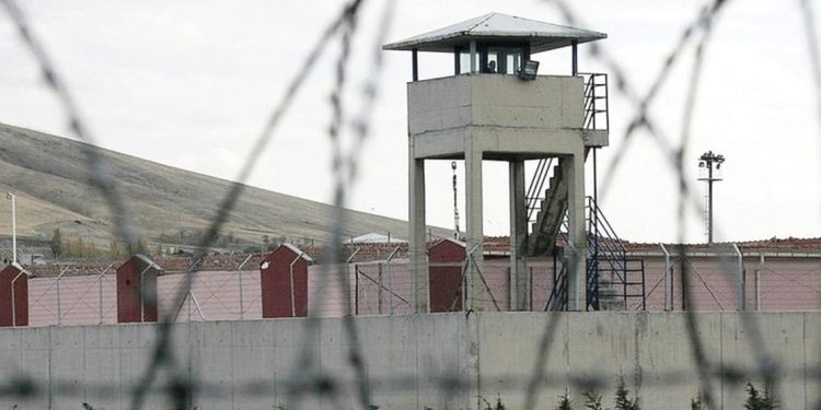 Ji Komîteya Zindanan a PKK-PAJKê peyama 15’ê Sibatê