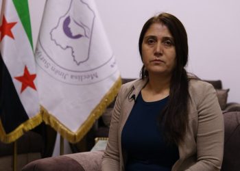 Meclisa Jinan amadekariyên kongreyeke nîştimanî ya jinan dike