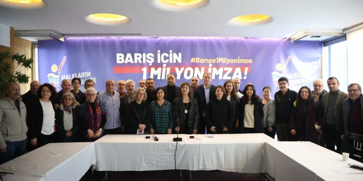 Kampanyaya ‘Ji bo aştiyê milyonek îmze’ didome