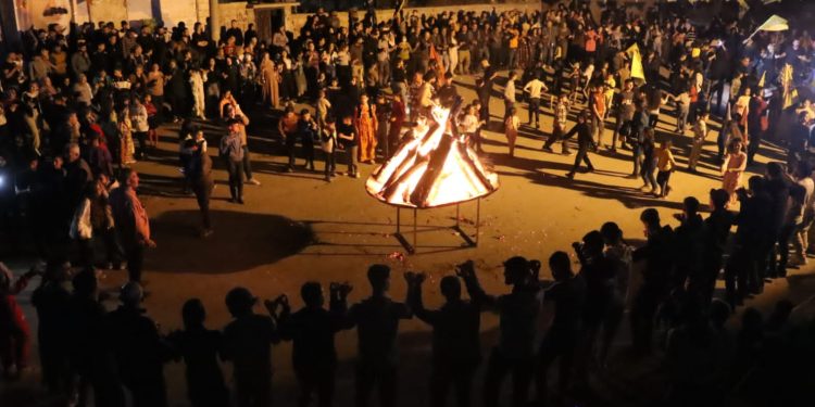 Li Qamişlo agirê Newroza 2025’an hat geş kirin