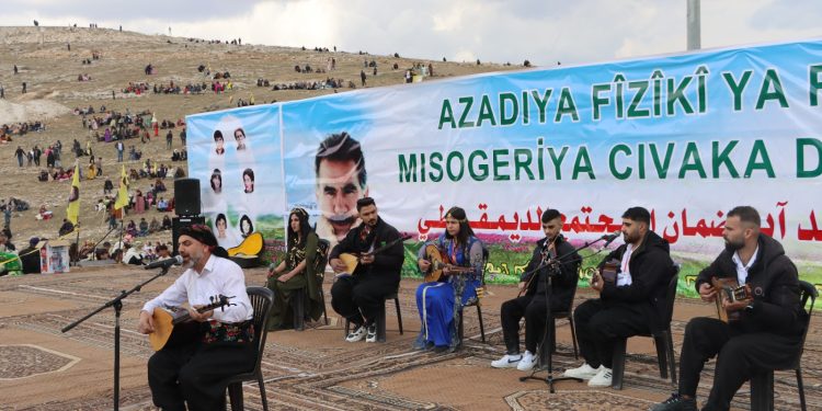 Newroza sala 2025’an li Kobanê bi coş hat pîrozkirin