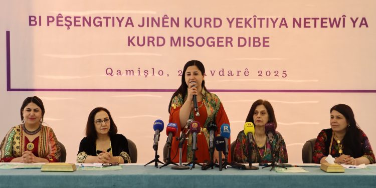 Yekemîn Konferansa jinên kurd li Rojava hat lidarxistin