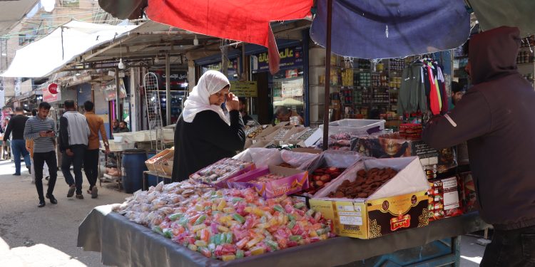 Ji bo hazirtiyên cejna Remezanê welatî berê xwe didin bazarê