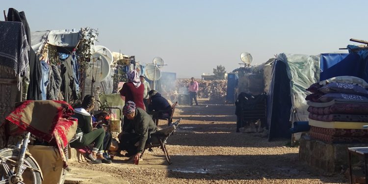 ‘Pêwîst e dagirker ji axa Efrînê derkev in’