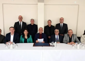 Banga Aştî û Civaka Demokratîk