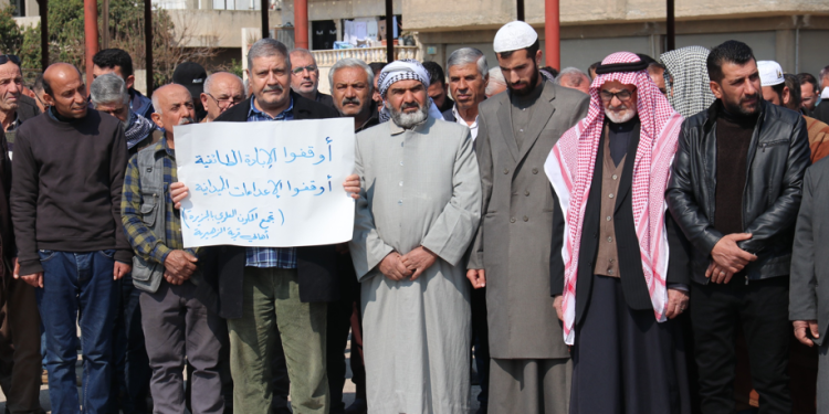 Elewiyên gundê Zihîriyê kiryarên li dijî elewiyên li beravê şermezar kirin