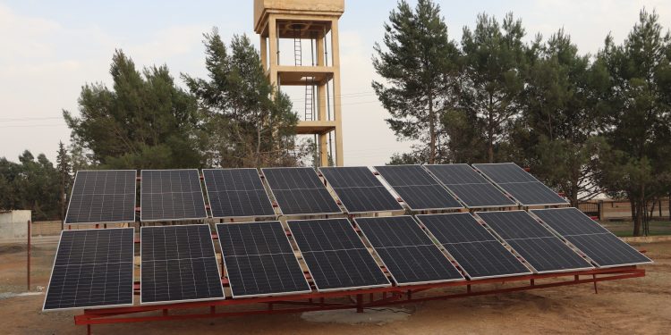 ‘Enerjiya rojê bi hevkariya şîniyên gundê Sihil hat danîn’