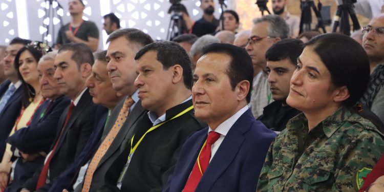 DEM Partî û YNK’ê: Em piştgirên Konferansa Kurdî ne