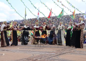 ‘Em ê di hemû qadan de govenda azadiyê bigerînin’