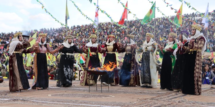 ‘Em ê di hemû qadan de govenda azadiyê bigerînin’
