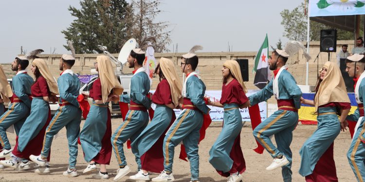 Li Tirbespiyê sersala Babilî-Asûrî ya Ekîto bi girseyî hate pîroz kirin.