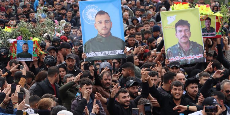 Li bajarê Qamişlo du şehîd hatin oxirkirin