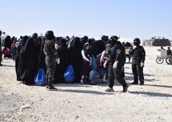 Kampa Holê; Paşguhkirina navneteweyî xeteriyê zêde dike