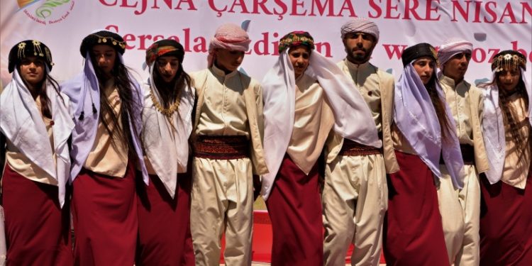 ‘Em ê cejina çarşema sor bikin cejna azadiya Rêber Apo’