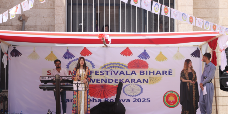 3’emîn Festîvala Biharê li Zanîngeha Rojava hate destpêkirin