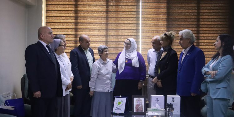 Şandeyak rahibên Fetîkan serdana navenda Insiyatîva Azadiya Rêber Apo kirin