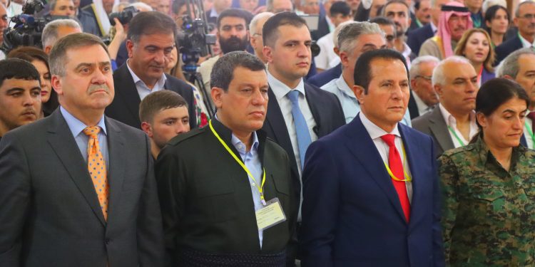 Konfransa yekîtiyê ji hunermendan re bû cihê hêviyê