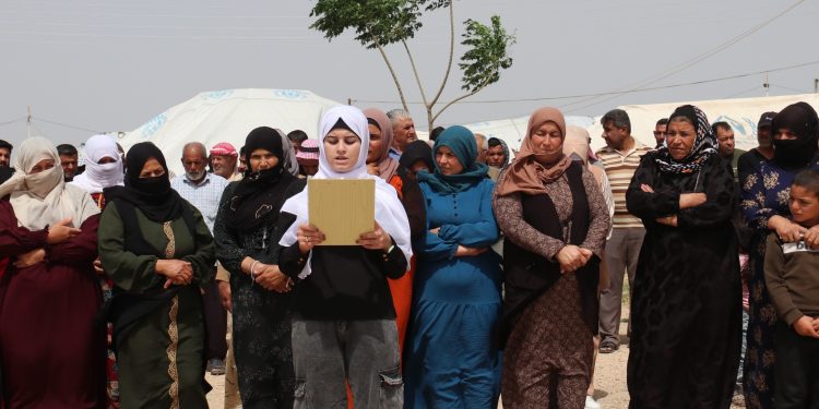 Erkdarkirina Hatim Ebû Elşeqra bi daxuyaniyek hat şermezarkirin